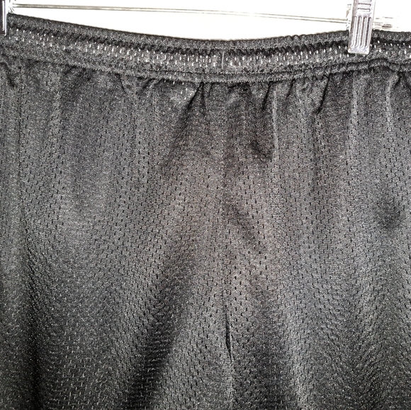 Nike atheltic/ basketball shorts - Picture 7 of 12